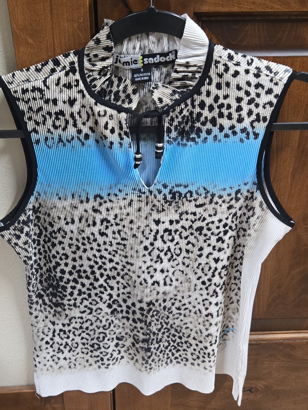 Jamie Sadock scrunchie top. EUC! Small (stretches from 38" to 48" chest).